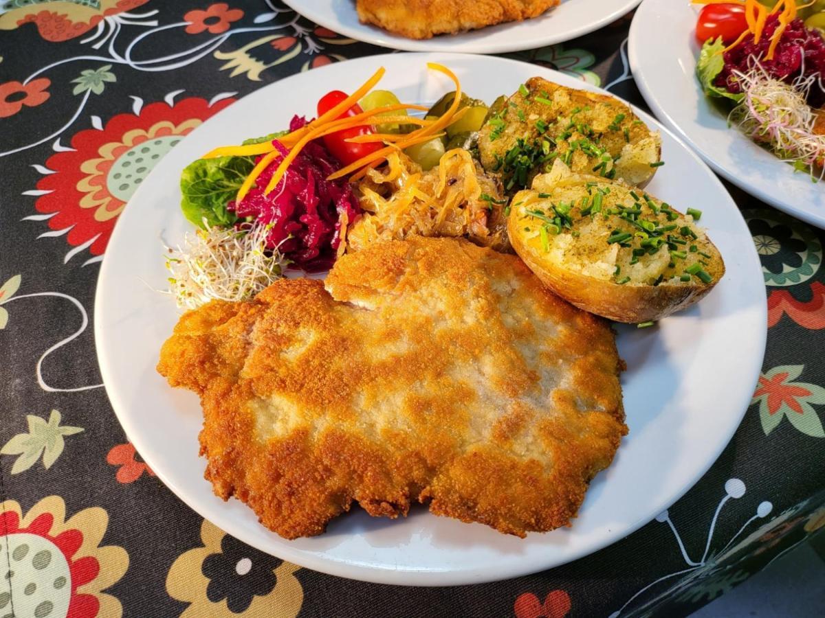 Zajazd Gniewko Mala Karczma Luaran gambar